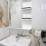 Noa *
