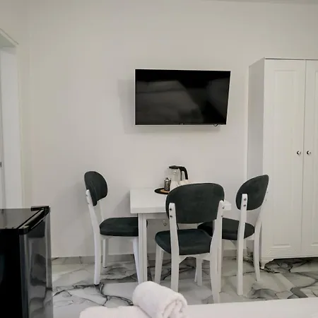 Noa * Durrës