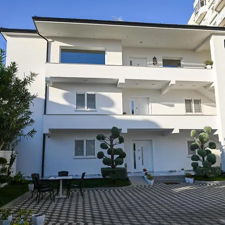 Noa Durres